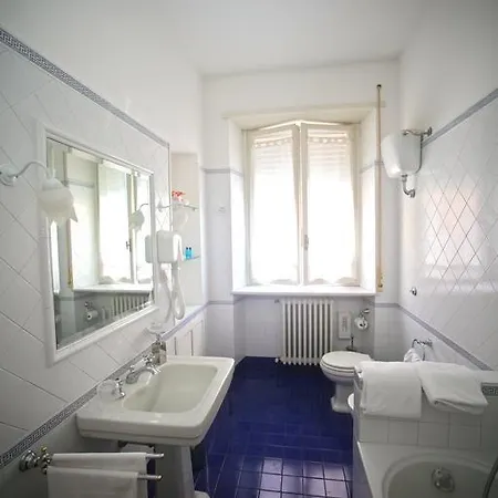 Nocleg ze śniadaniem L'aurora 4*