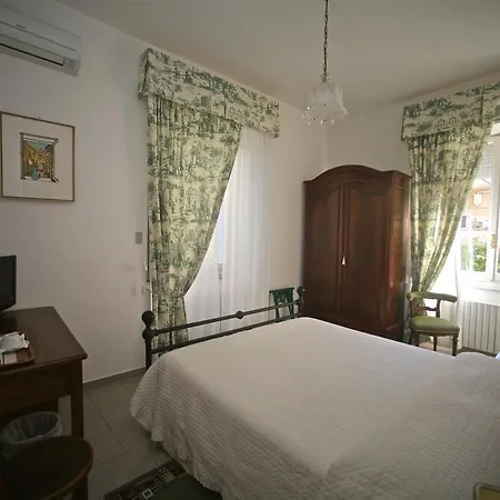 奥罗拉别墅酒店 住宿加早餐酒店