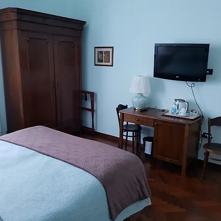 奥罗拉别墅酒店 4* 佩斯卡拉